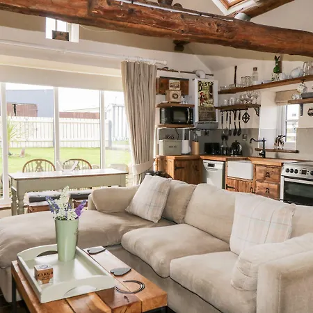 Cowshed Holiday home Whitby